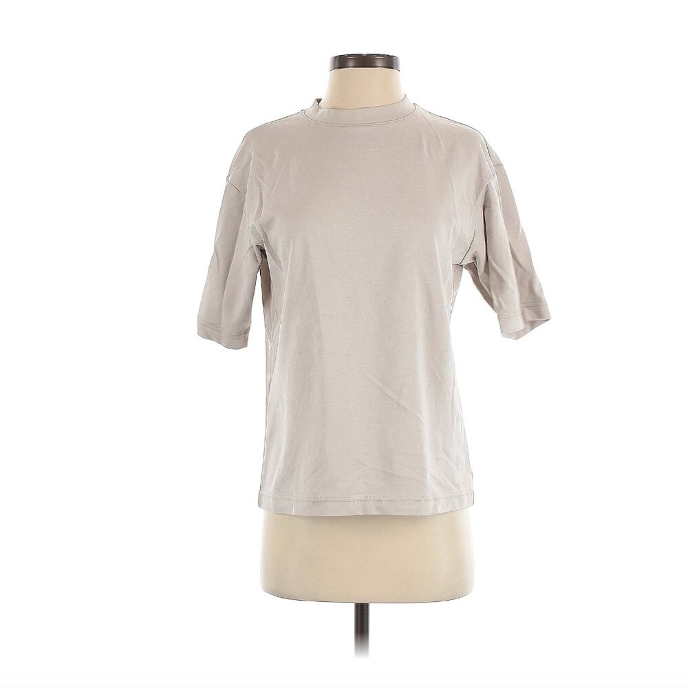 Uniqlo Short sleeve shirt Size XXS